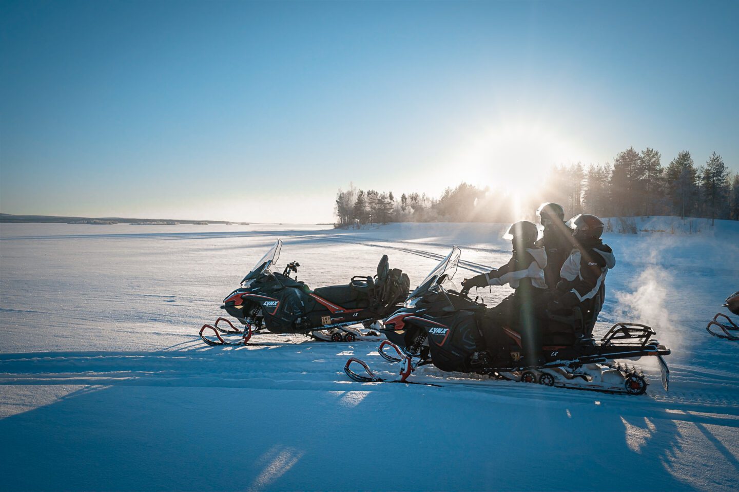 Snowmobile safari pure lapland rovaniemi