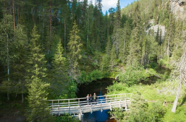 Korouoma canyon hiking tour, Pure Lapland, Rovaniemi, safari, Posio